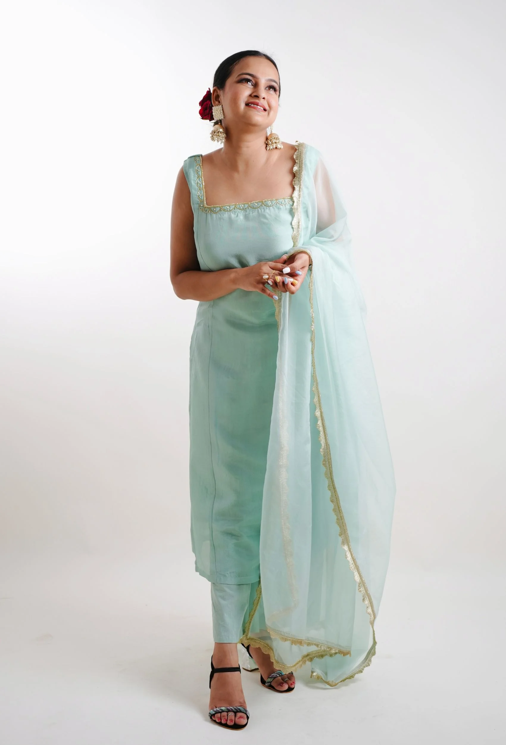 Glimmering Green Kurta With Pants And Dupatta (Set Of 3) - Image 7