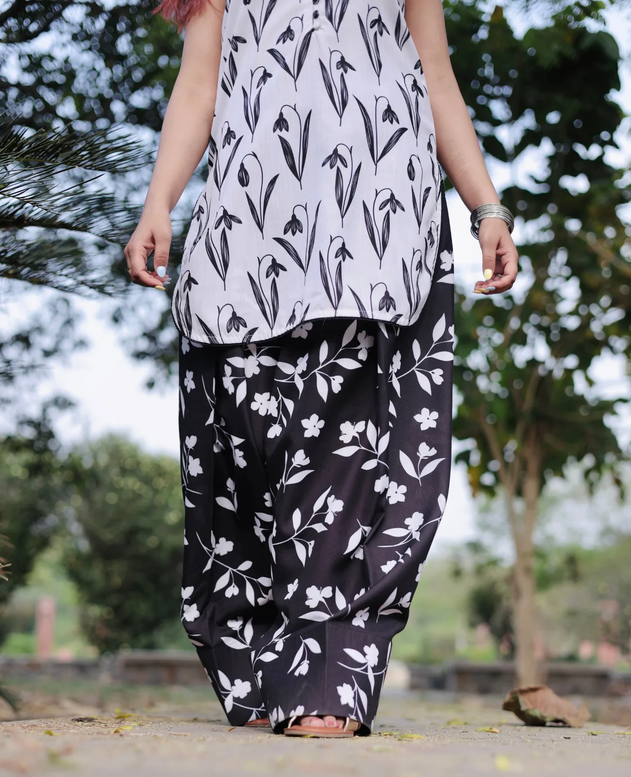 MONOCHROME LAILA Digital Printed Kurta With Farshi Salwar (Set of 2) - Image 4